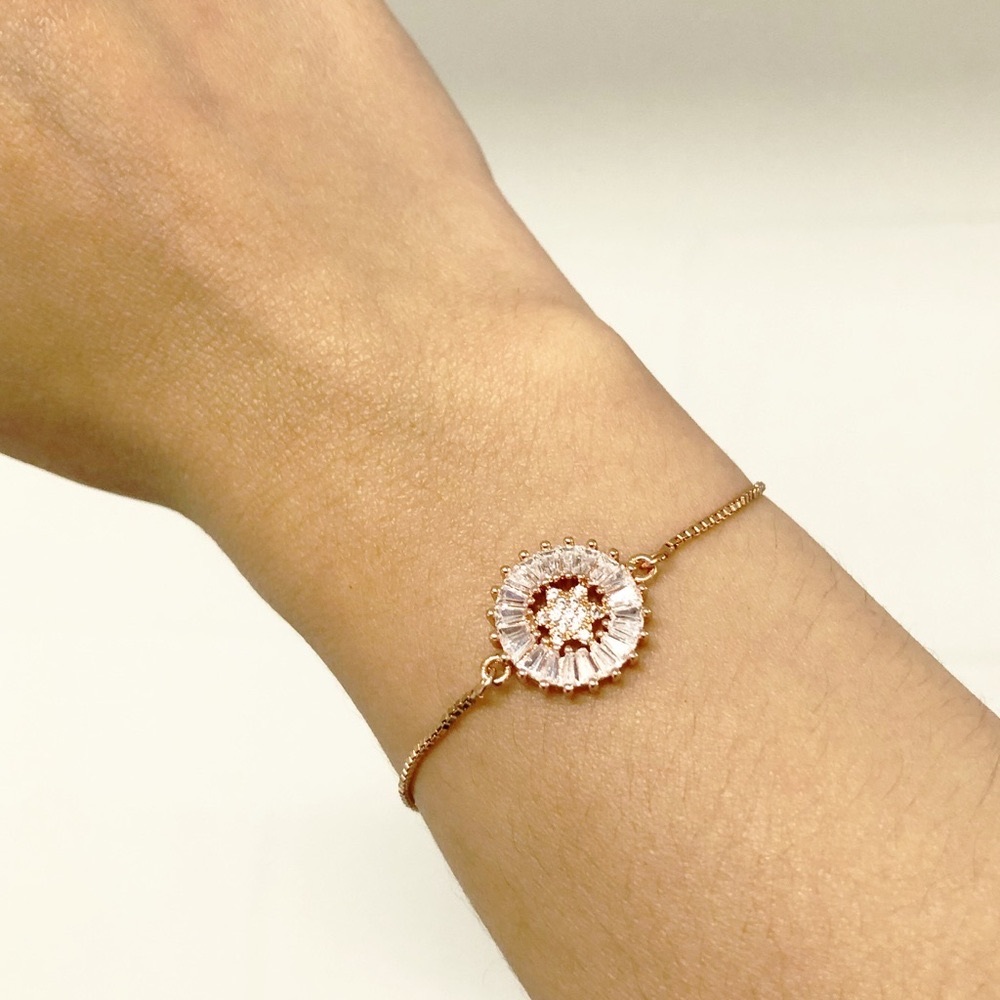 Rose Gold Bracelet With Zirconia- round/Star shape